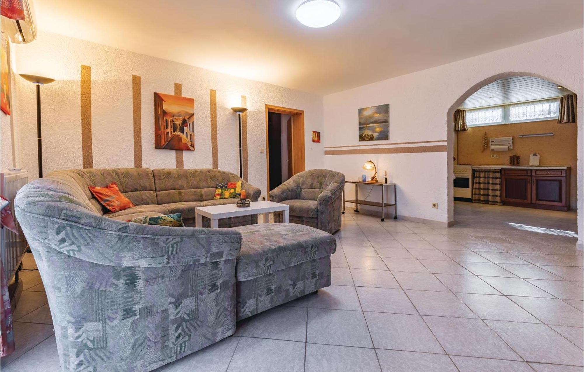 3 Bedroom Awesome Apartment In Pavicini エクステリア 写真
