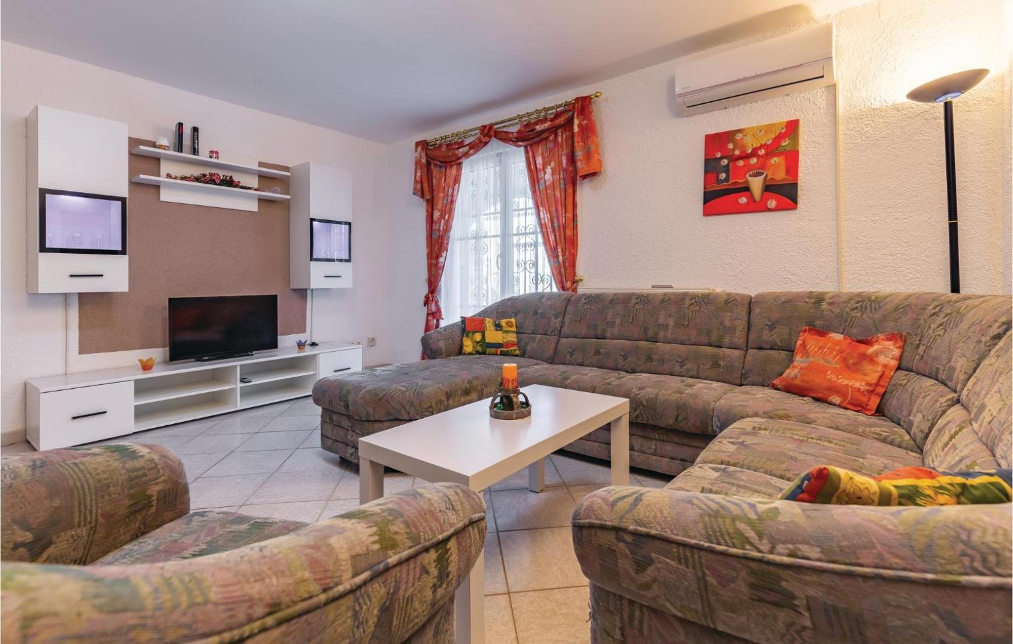 3 Bedroom Awesome Apartment In Pavicini エクステリア 写真